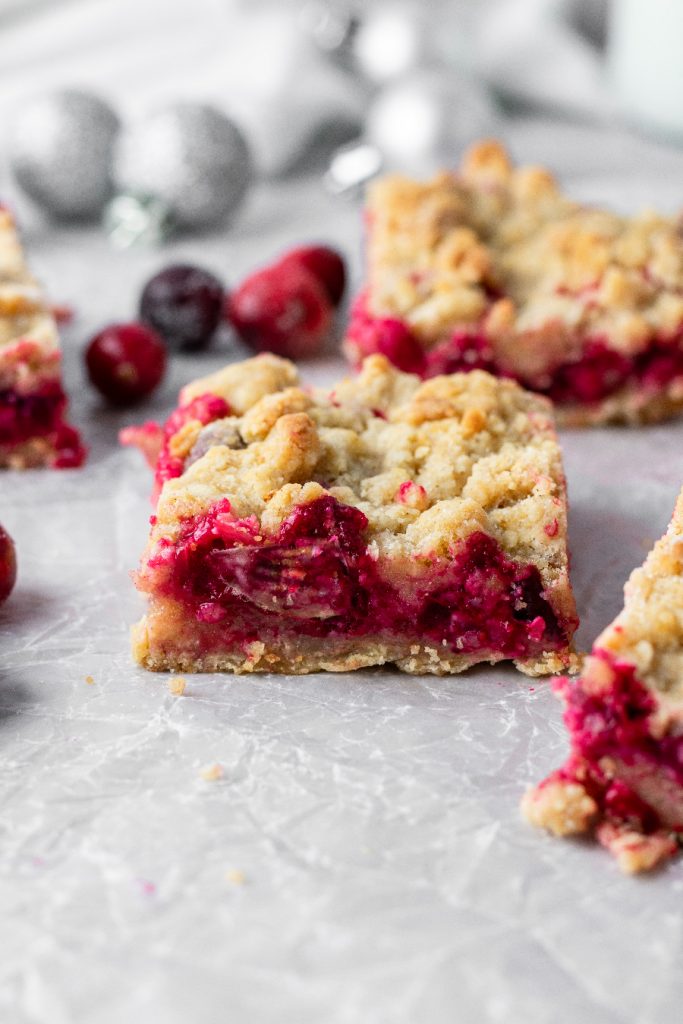 Cranberry bar recipe with fresh berries coated in sugar and honey.