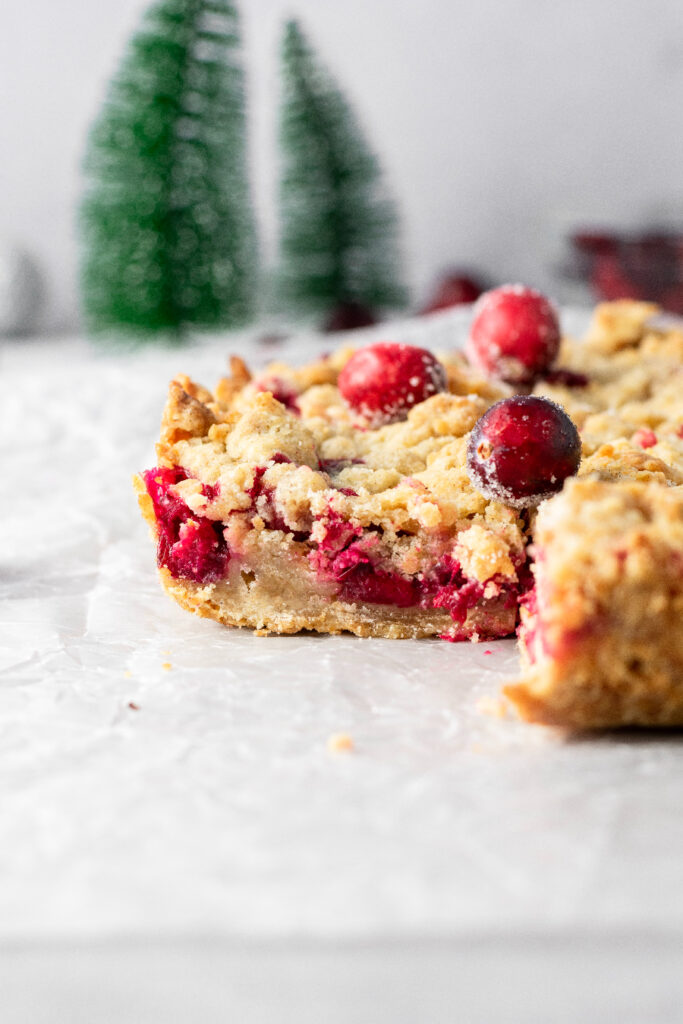 cranberry bars made with a fresh cranberry filling and crumbly crust
