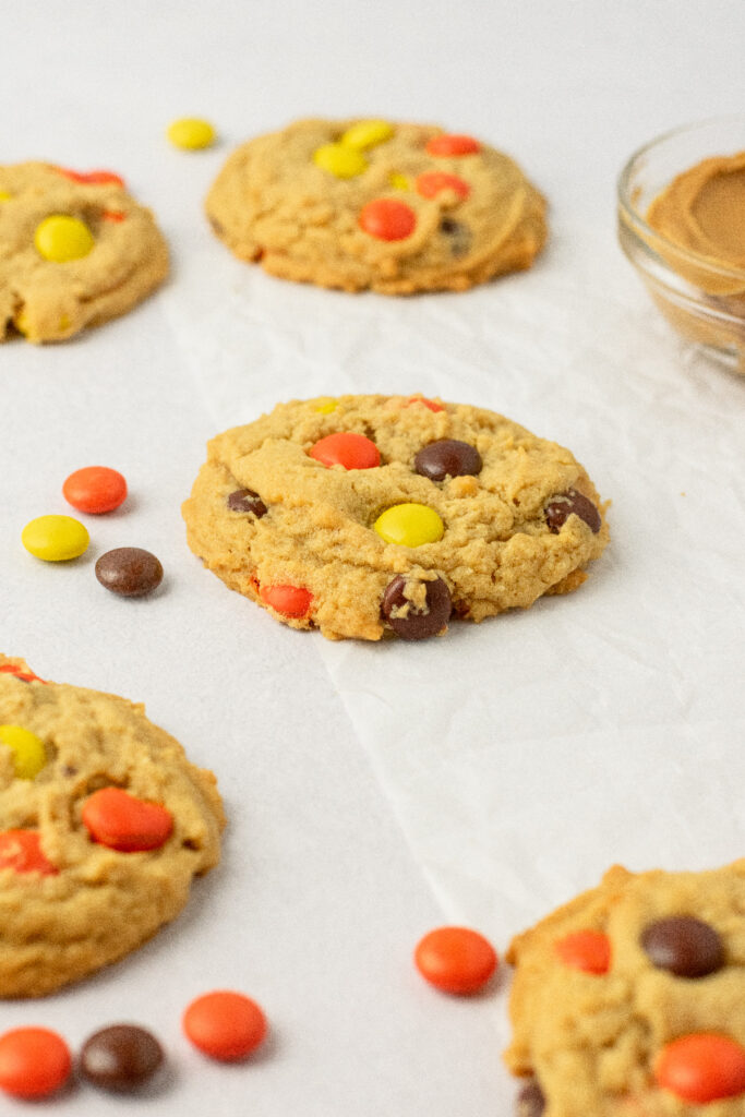 Reese's Pieces peanut butter cookies with creamy peanut butter and extra candies.