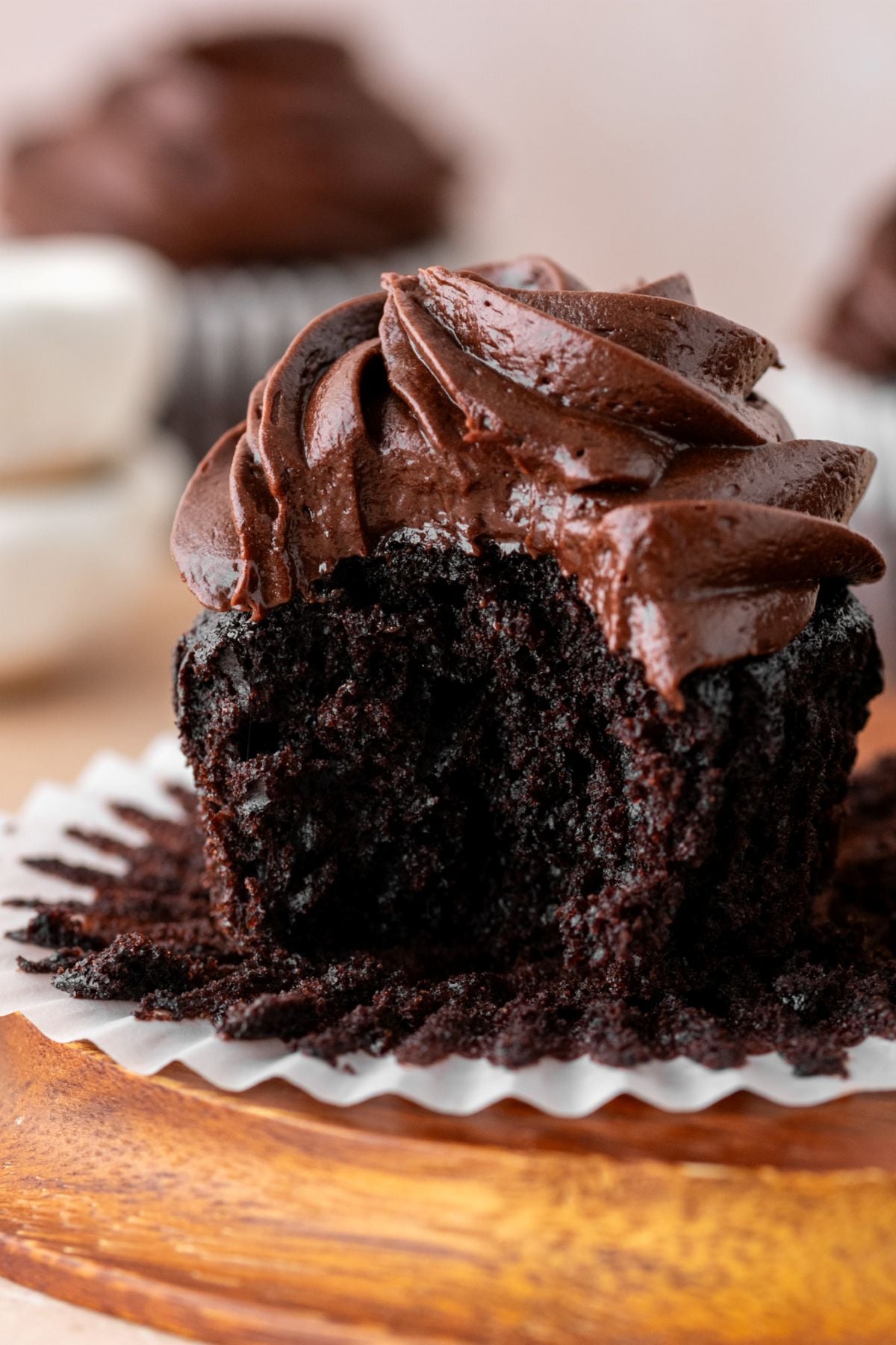 Homemade chocolate cupcakes that are super moist and topped with a rich chocolate cream cheese frosting.